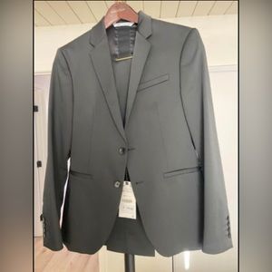 Zara Mens Suit